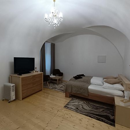 Krizkov Dom Apartment Kremnica Luaran gambar