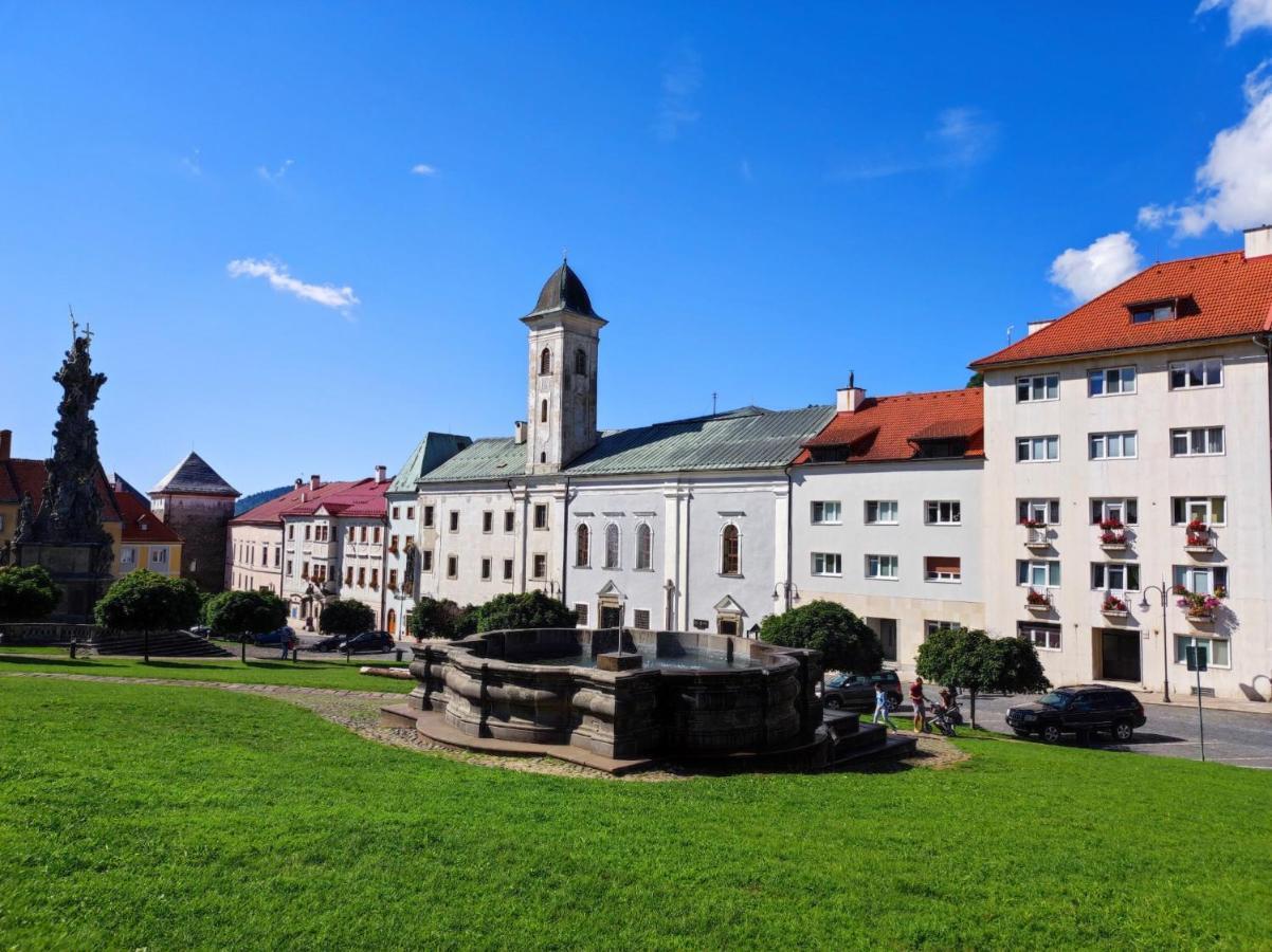 Krizkov Dom Apartment Kremnica Luaran gambar