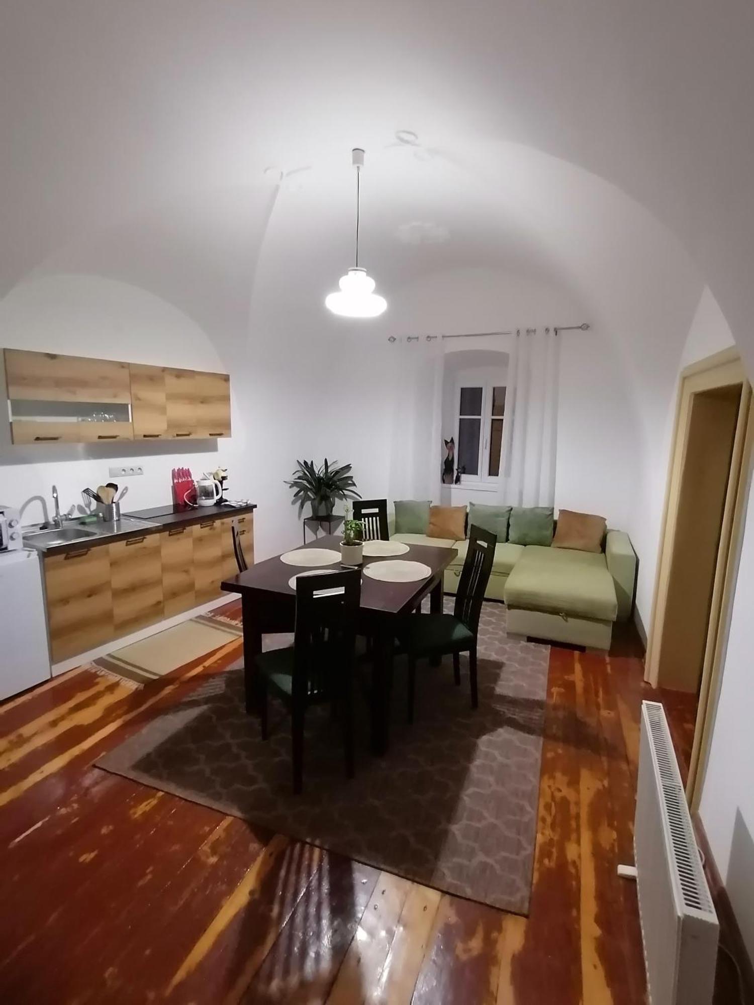 Krizkov Dom Apartment Kremnica Luaran gambar