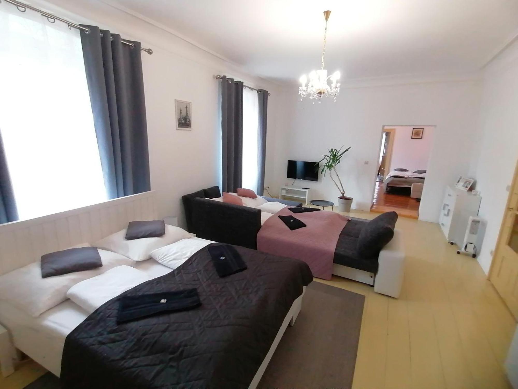 Krizkov Dom Apartment Kremnica Luaran gambar