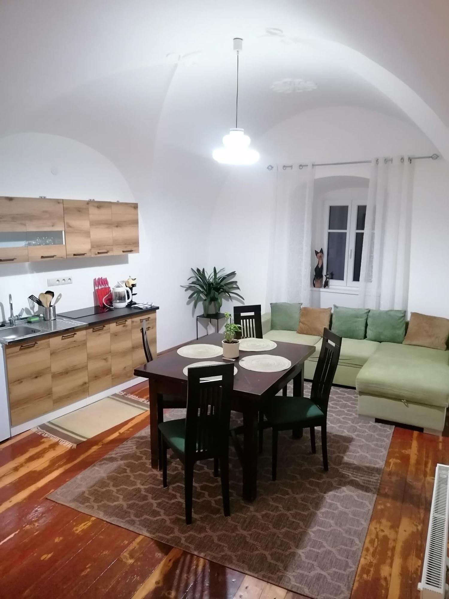 Krizkov Dom Apartment Kremnica Luaran gambar