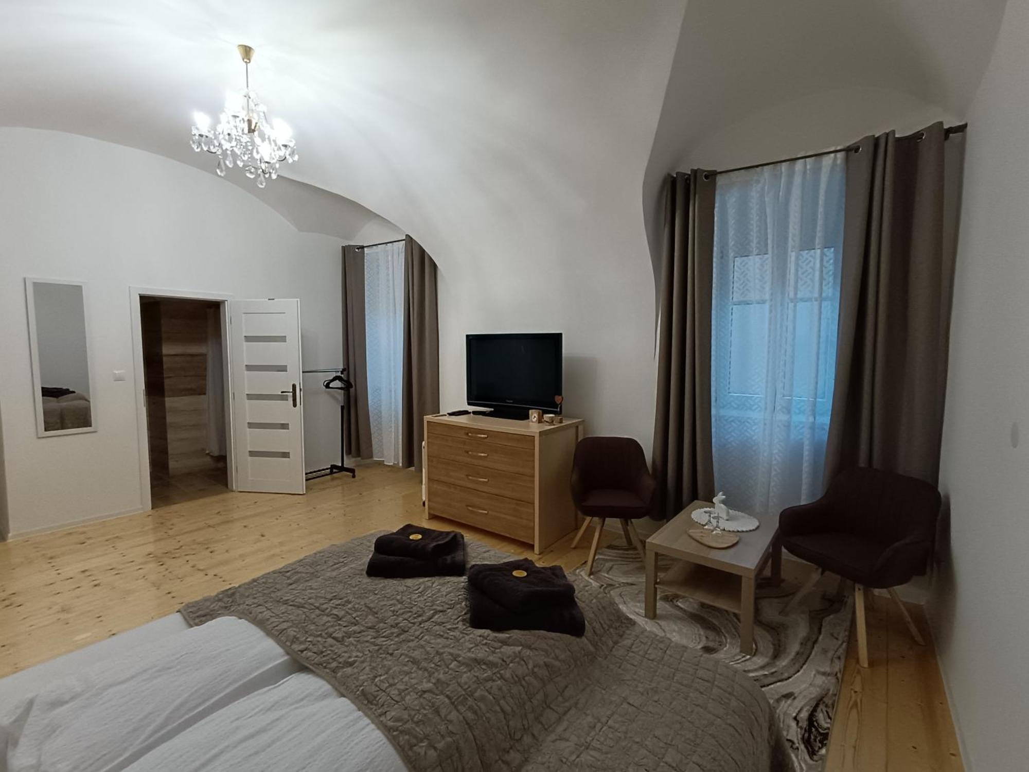 Krizkov Dom Apartment Kremnica Luaran gambar