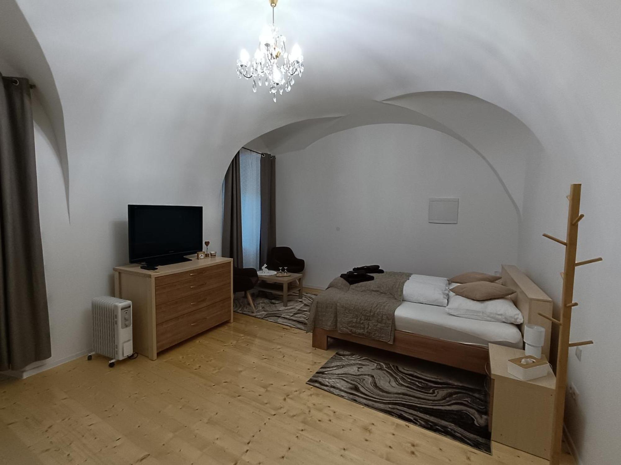 Krizkov Dom Apartment Kremnica Luaran gambar